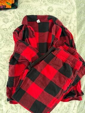 Old Navy Red and Black Buffalo Plaid Pajama Set